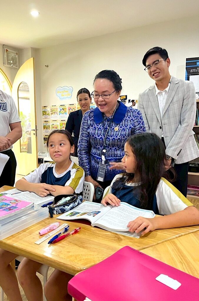 Chief of the Phuket Provincial Education, Panna Phromwichian at Finnway International School
