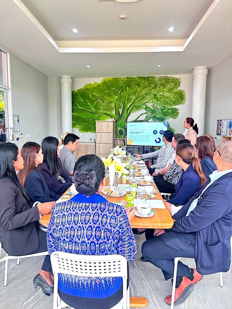 Chief of the Phuket Provincial Education, Panna Phromwichian at Finnway International School